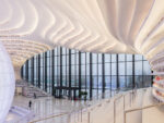 Tianjin Binhai Library. Courtesy Photo Ossip van Duivenbode