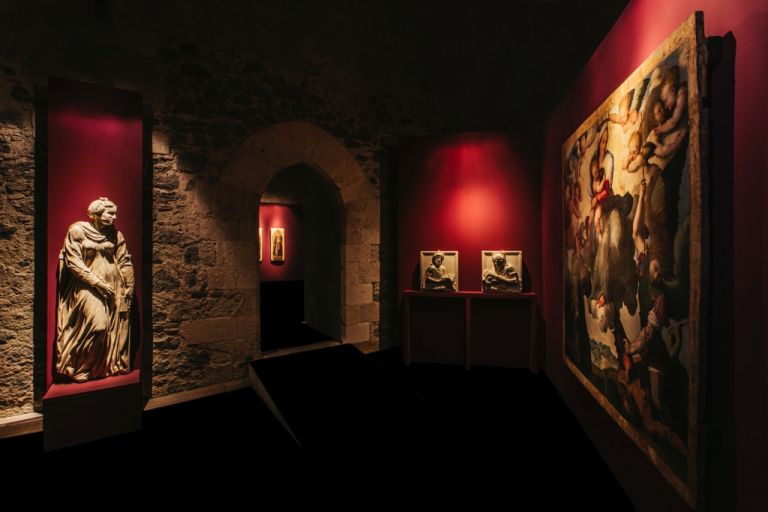Da Giotto a de Chirico. I tesori nascosti. Installation view at Castello Ursino, Catania 2017