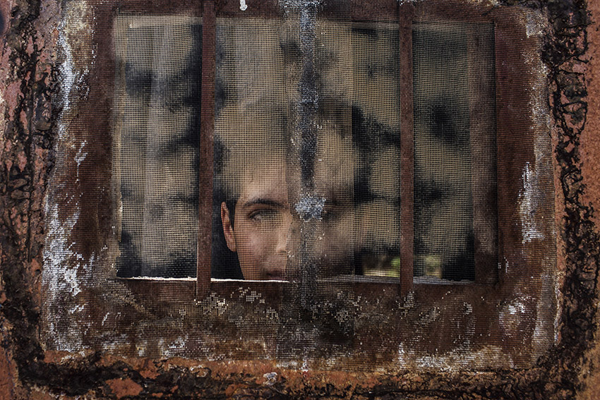 Bambini e guerra. La fotografia di Diego Ibarra Sánchez a Milano