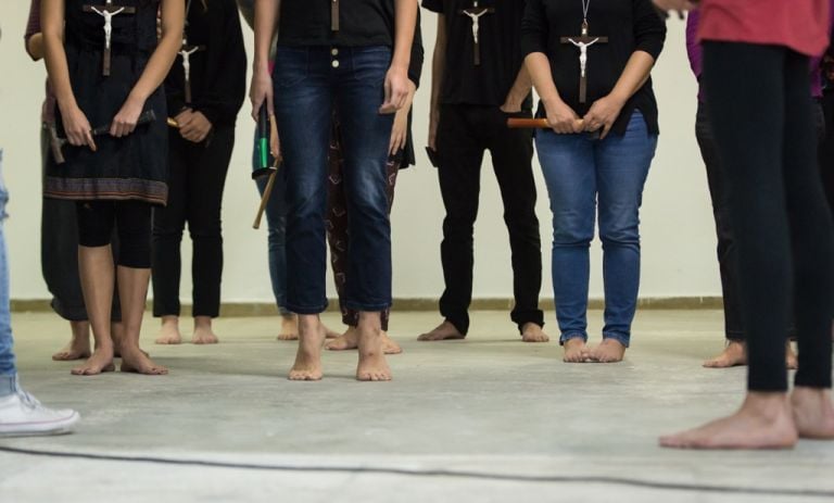 Filippo Berta, A nostra immagine e somiglianza #1, 2017. Performance realizzata per la Biennale di Salonicco 6 – Performance Festival