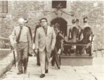 Franco Simongini e Henry Moore Forte del Belvedere Firenze 1972 0001 A Roma viaggio attorno ai documentari d’arte del regista Franco Simongini