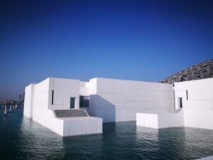 Intervista a Jean François Charnier direttore scientifico del Louvre Abu Dhabi