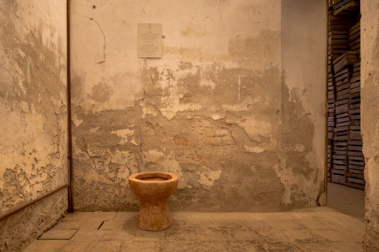 Museo della Merda. Daniel Spoerri e the Shit Toilet. The Merdacotta® Shit Toilet. Photo © Henrik Blomqvist