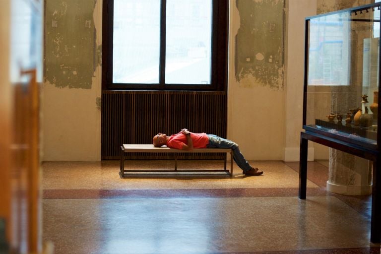 Stefan Draschan, Peoples sleeping in Museums