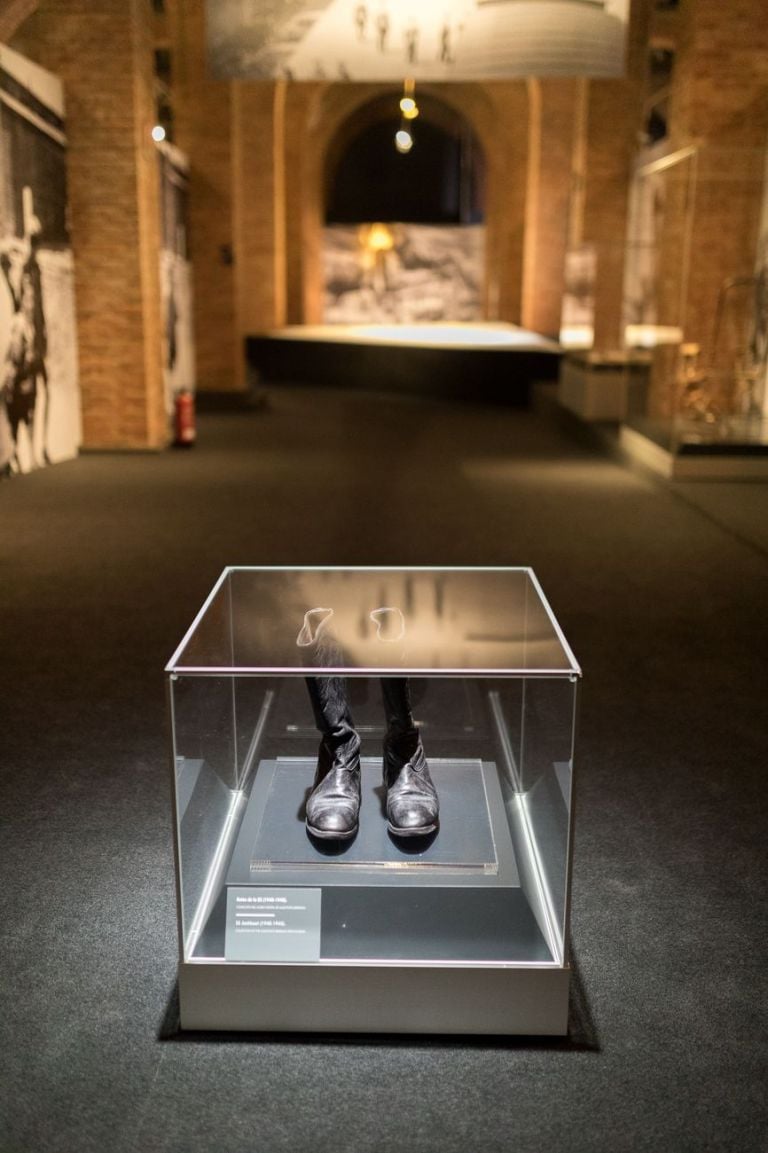 Auschwitz. Non molto tempo fa. Non lontano da qui. Exhibition view at Centro de Exposiciones Arte Canal, Madrid 2017. Photo © Pablo Á. Mendivil, courtesy Musealia