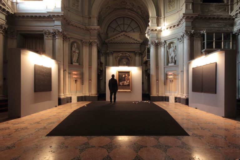 Il miglior posto. Exhibition view at Cappella della Villa Reale, Monza 2017