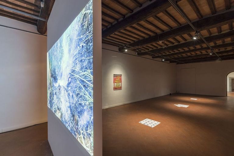 Rosa Aiello, Fate Presto. Exhibition view at Casa Masaccio, San Giovanni Valdarno 2017. Foto OKNOstudio