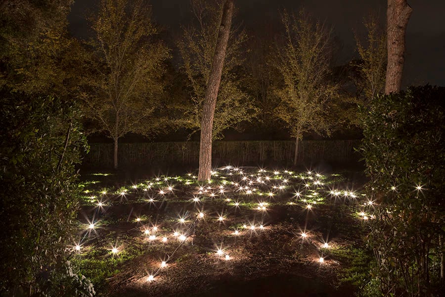 Villa Medici si illumina di notte. A Roma c’è la prima edizione del Festival di Luci nei giardini