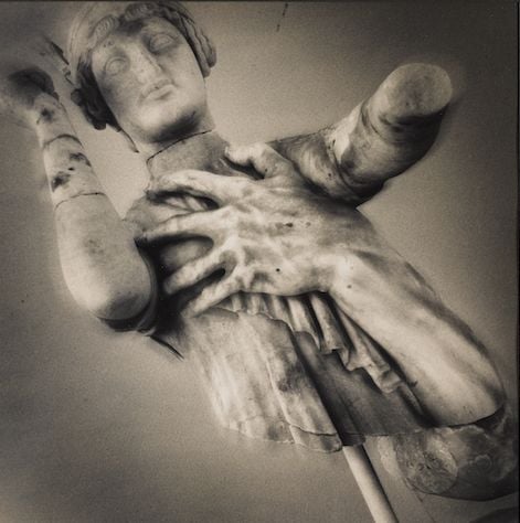 Mimmo Jodice, Frammento di scultura romana, Museo Archeologico, Sperlonga (Latina)