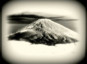 Il Fuji e Hiroshima. La fotografia di Carmelo Nicosia a Catania