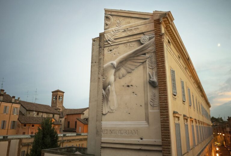 Eron per Mutina. Ad perpetuam rei memoriam. Modena, Palazzo Santa Chiara