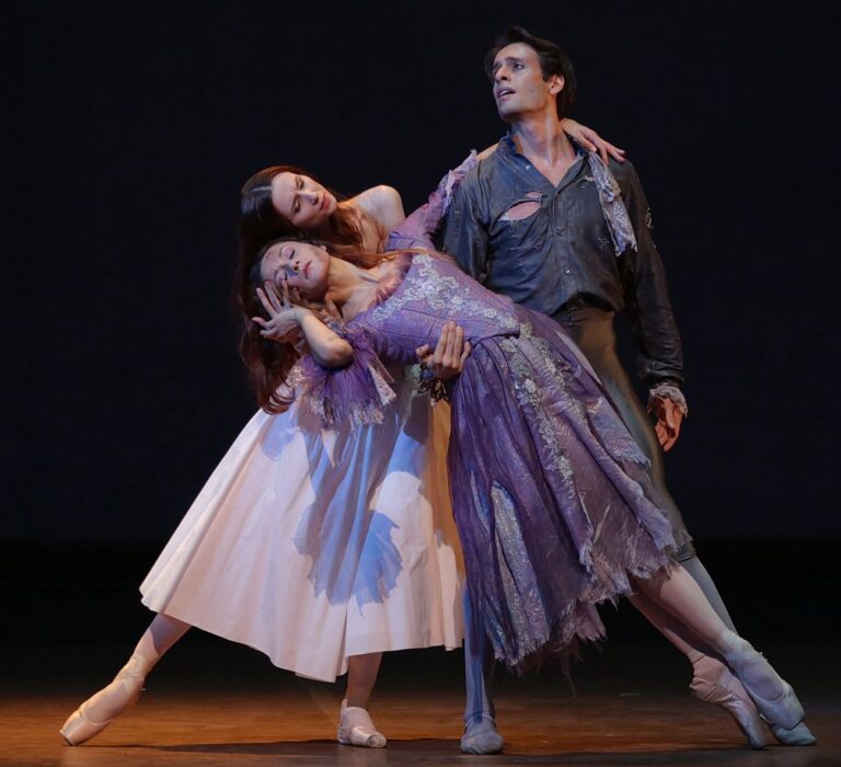 La Dame aux camélias. Teatro alla Scala, Milano 2017. Photo Brescia e Amisano _ Teatro alla Scala