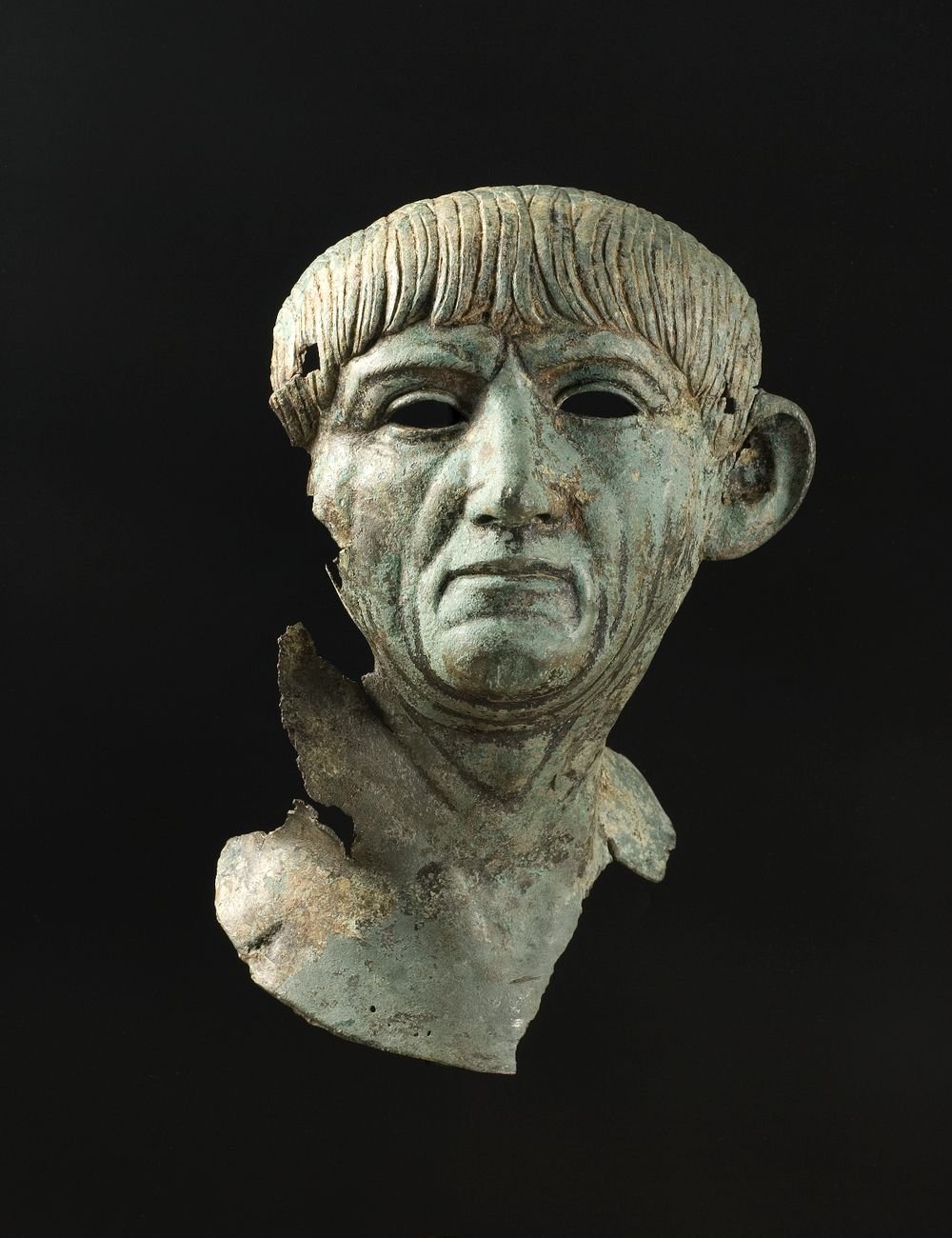 Testa maschile in bronzo con i tratti di Traiano. Inizi del II secolo d.C. da Nijmegen, Museum Het Valkhof, Nijmegen