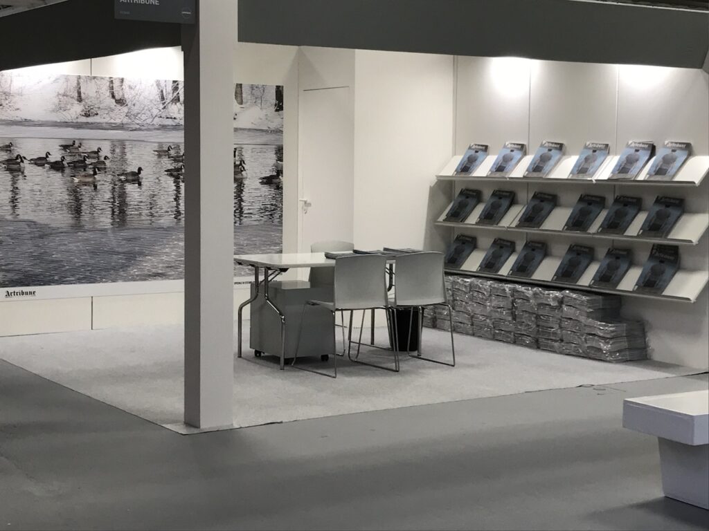 Ad Arte Fiera Bologna lo stand di Artribune è firmato da Stefano Arienti. Le immagini