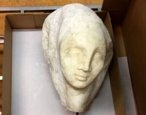 Il mistero della testa in marmo ritrovata a Venezia. Storia di un rinvenimento