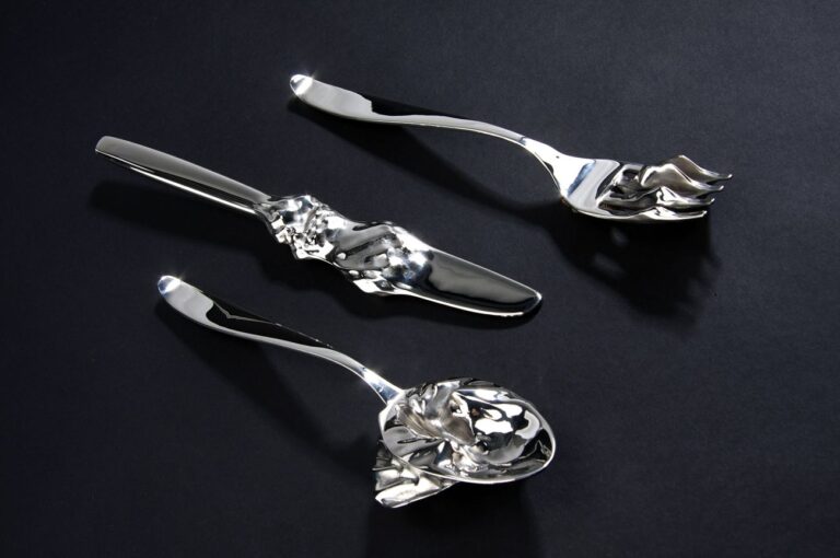 Crossfire_cutlery © Stuart Johnstone