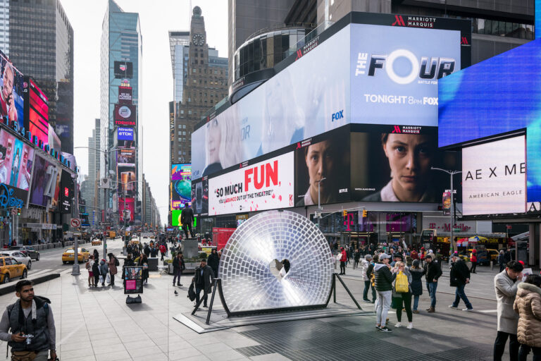 "Window to the heart" Times Square