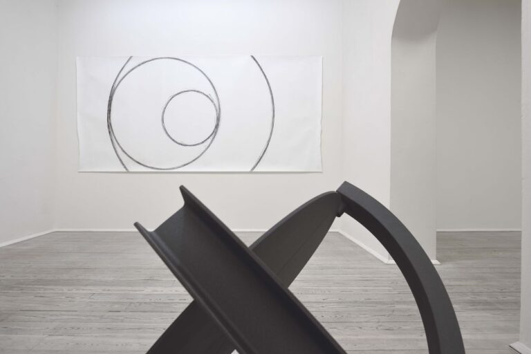 Eliseo Mattiacci. Misurazioni. Exhibition view at Galleria Poggiali, Firenze 2018, photo Michele Alberto Sereni