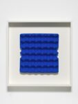 Gavin Turk, Yves Klein Blue Box, 2017. Photo Andy Keate