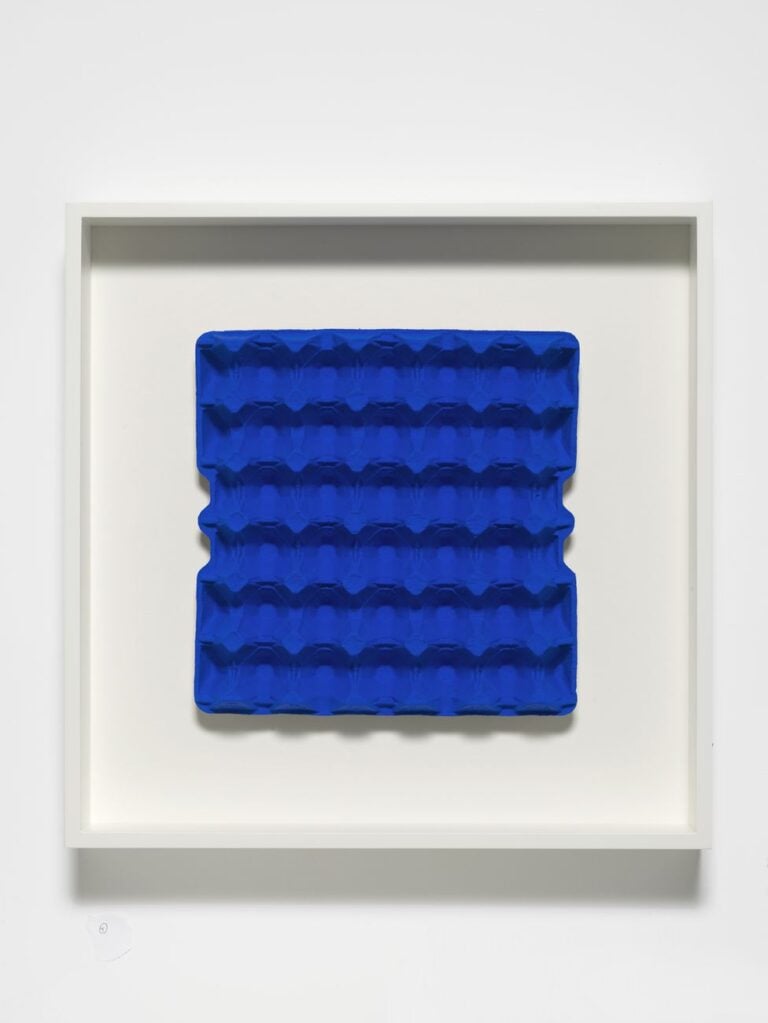 Gavin Turk, Yves Klein Blue Box, 2017. Photo Andy Keate