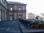 La terrazza che da Palazzo Reale porta al Teatro San Carlo di Napoli