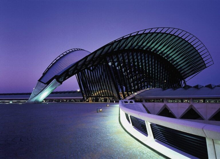 Santiago Calatrava, TGV Railway Station, Lione. © Palladium Photodesign