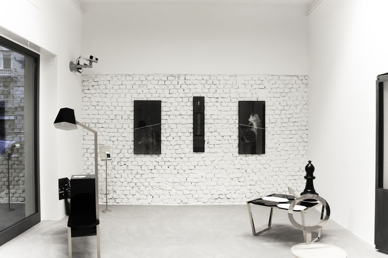 Stefano Caimi. Frammenti di Simbiosi. Installation view at Galleria Angelo della Pergola 1, Milano 2018