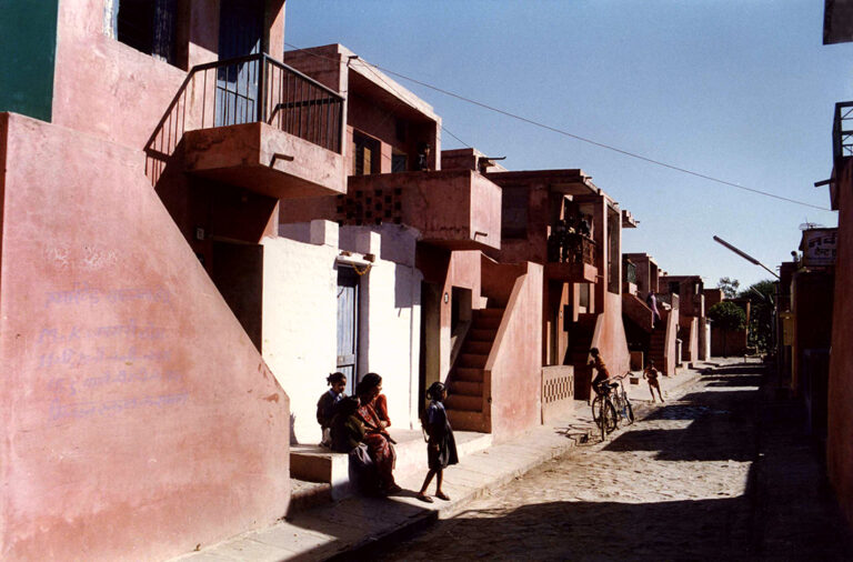 Aranya Low Cost Housing 1989