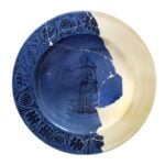 Bacino architettonico in maiolica dalla facciata di San Giacomo Maggiore. Deposito Soprintendenza Archeologia, Belle Arti e Paesaggio per la città metropolitana di Bologna e le Province di Modena, Reggio Emilia e Ferrara