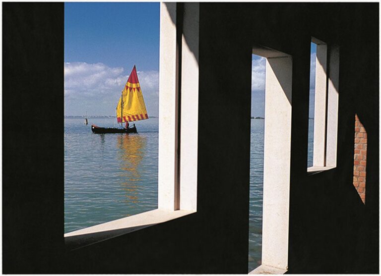 Fulvio Roiter, Laguna veneta, Isola di San Giacomo in Paludo, 2005 © Fondazione Fulvio Roiter