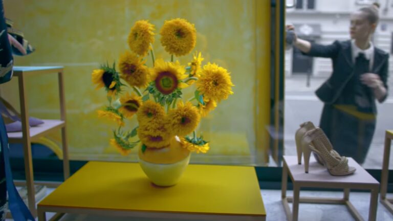 I girasoli di van Gogh nello spot Lexus