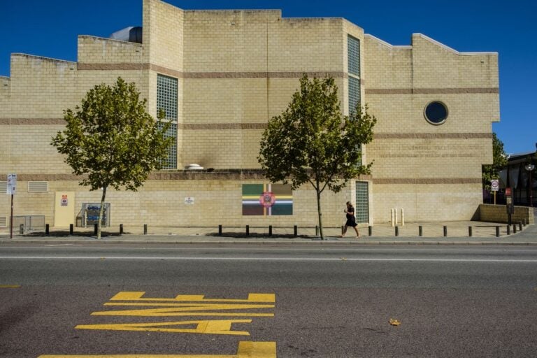 Kimsooja, To Breathe – The Flags, 2018. Public project. Commissioned by Perth Institute of Contemporary Arts (PICA) with the support of Wesfarmers Arts. Courtesy Perth Institute of Contemporary Arts (PICA). Photo Alessandro Bianchetti