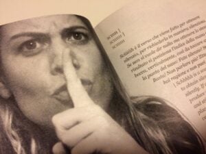 Un catalogo di gesti. Il libro di Lilia Angela Cavallo