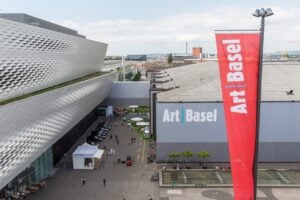 Fiere che si ritirano: Outsider Art Fair non approderà a Basilea. Ecco perché