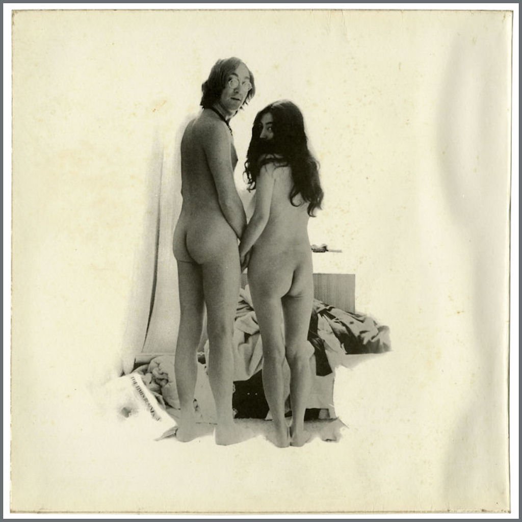 Unfinished Music No.1 - Two Virgins, è il primo album solista di John Lenno...