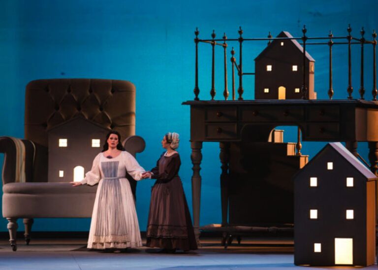 Vincenzo Bellini, La Sonnambula. Regia di Giorgio Barberio Corsetti. Teatro dell'Opera di Roma, 2017-18. Photo Yasuko Kageyama