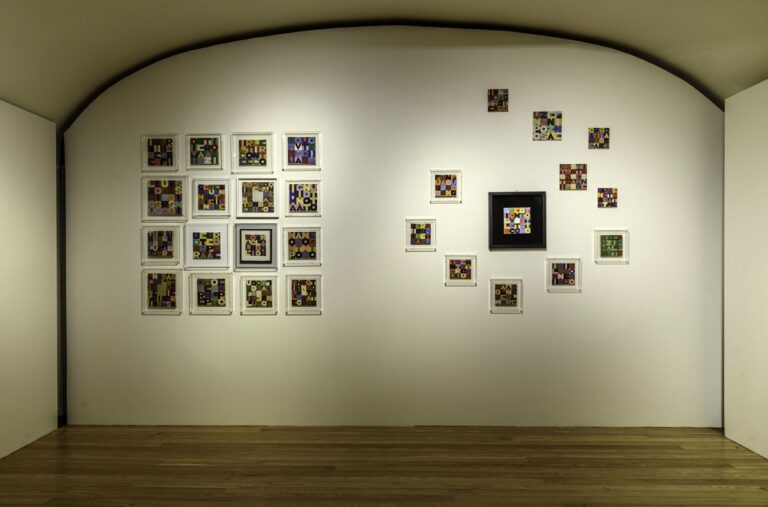 Alighiero Boetti. Perfiloepersegno. Exhibition view at Palazzo Mazzetti, Asti 2018. Photo © Enzo Bruno