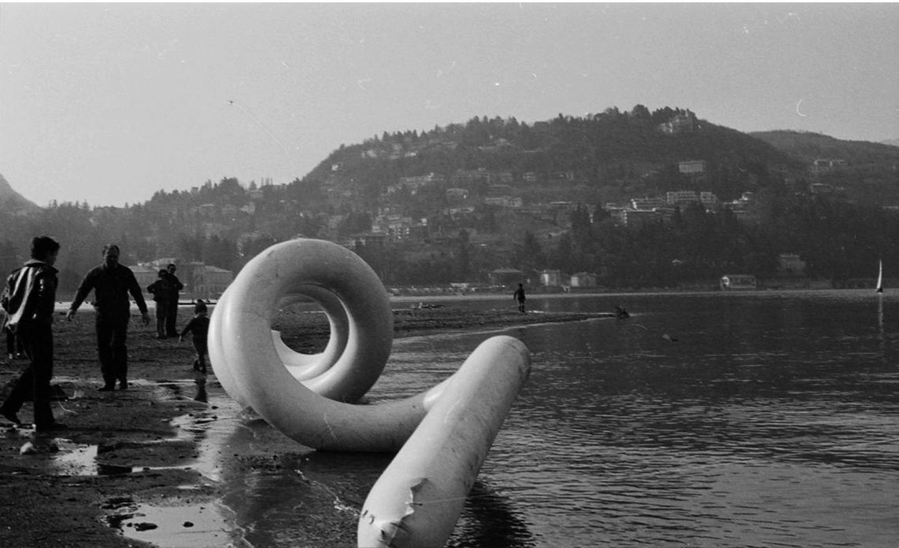 Franco Mazzucchelli, Abbandono, Lago di Como, 1970. Fotografia di Franco Mazzucchelli