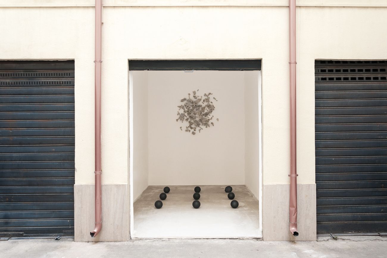 Gianni D’Urso e Francesco Strabone. Untitled. Exhibition view at Kunstschau Contemporary Place, Lecce 2018. Photo Grazia Amelia Bellitta