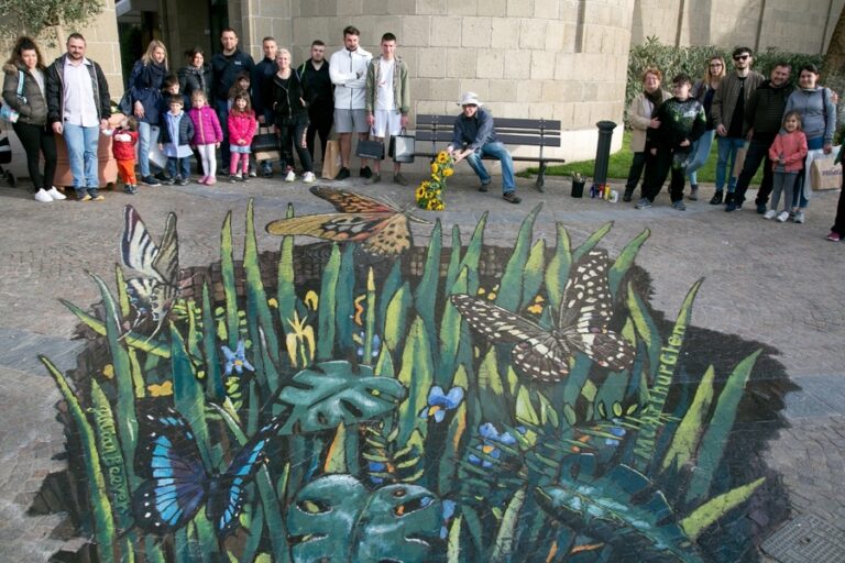 Julian Beever, Dancing Butterflies in Rome, McArthurGlen Designer Outlet di Castel Romano