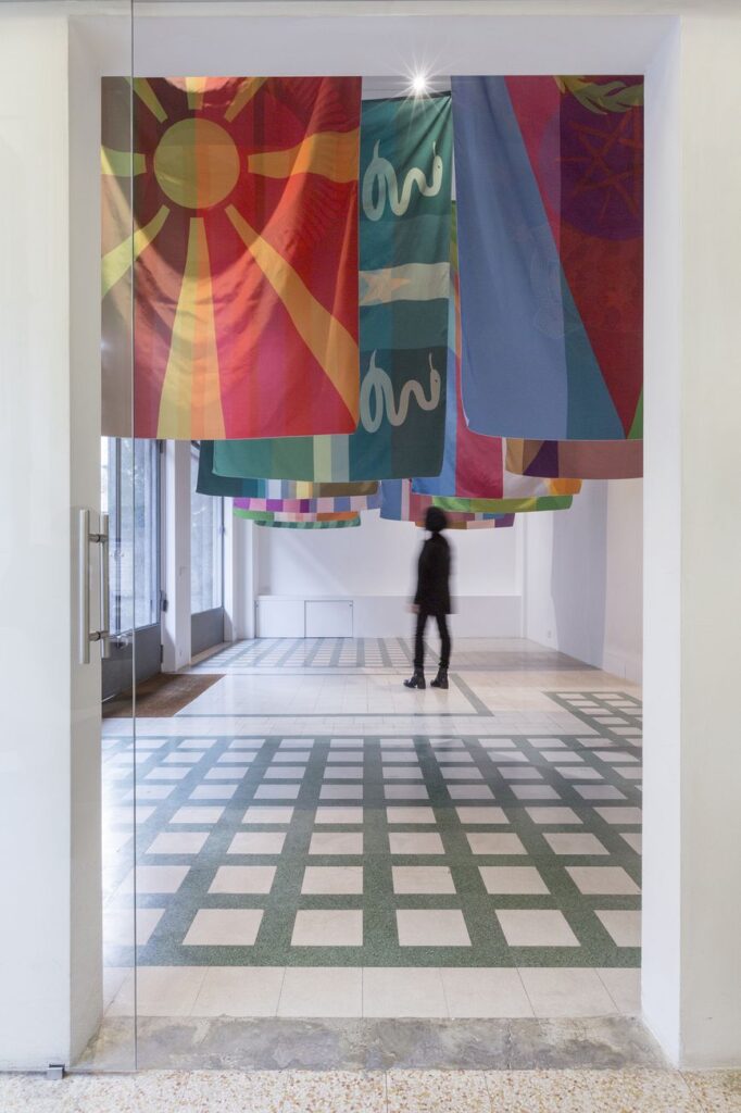 Kimsooja, To Breathe. Zone of Nowhere, 2018. Installation view at Galleria Raffaella Cortese, Milano 2018. Courtesy dell’artista e Galleria Raffaella Cortese, Milano. Photo Credit Lorenzo Palmieri