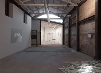 La Ginestra. Exhibition view at Galleria Alberta Pane, Venezia 2018. Photo Irene Fanizza