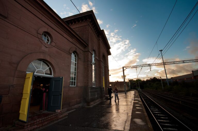 Metal at Edge Hill Station. Photo Mark McNulty