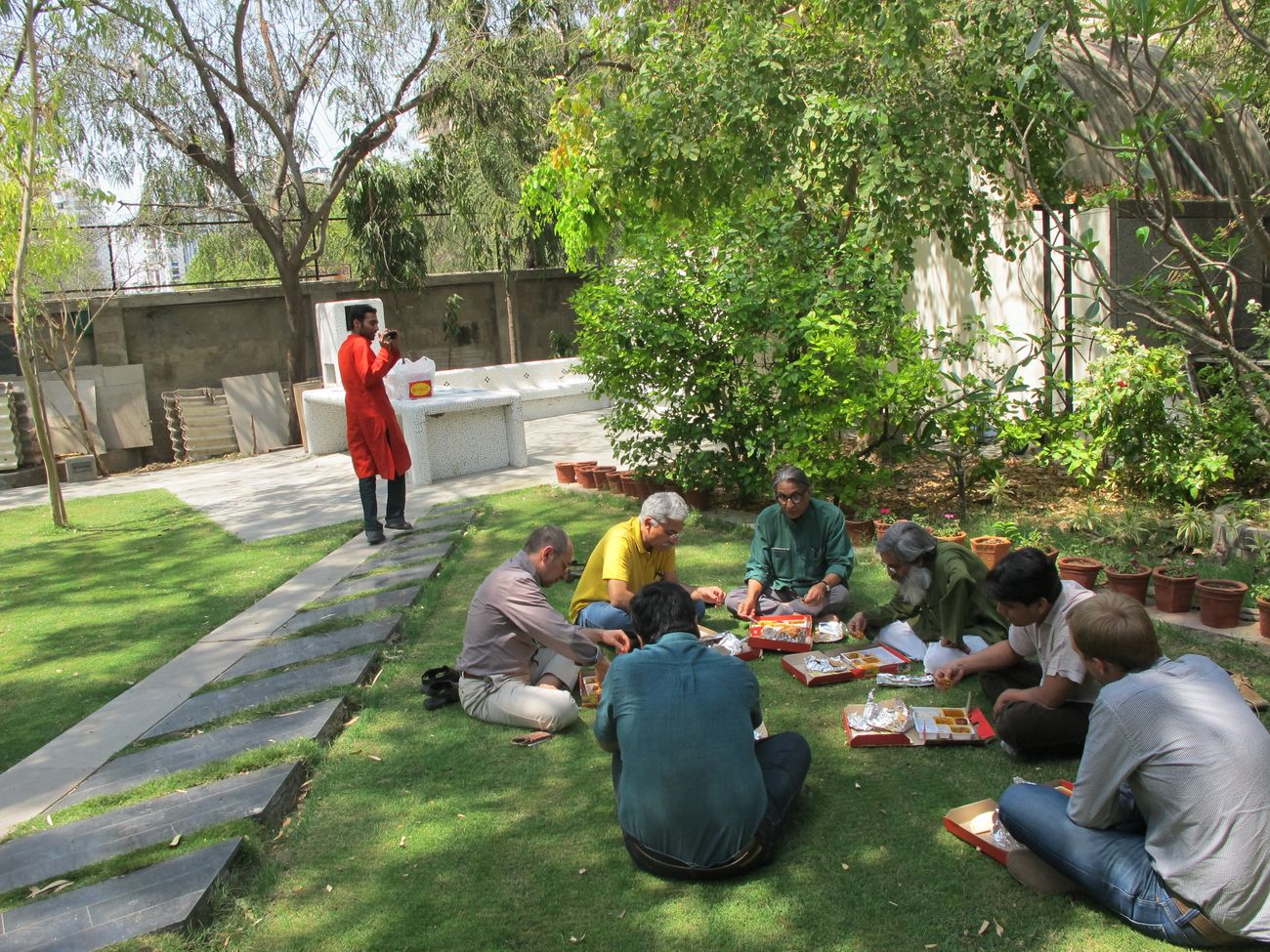 Pausa pranzo dell'International Workshop a Sangath, marzo 2011