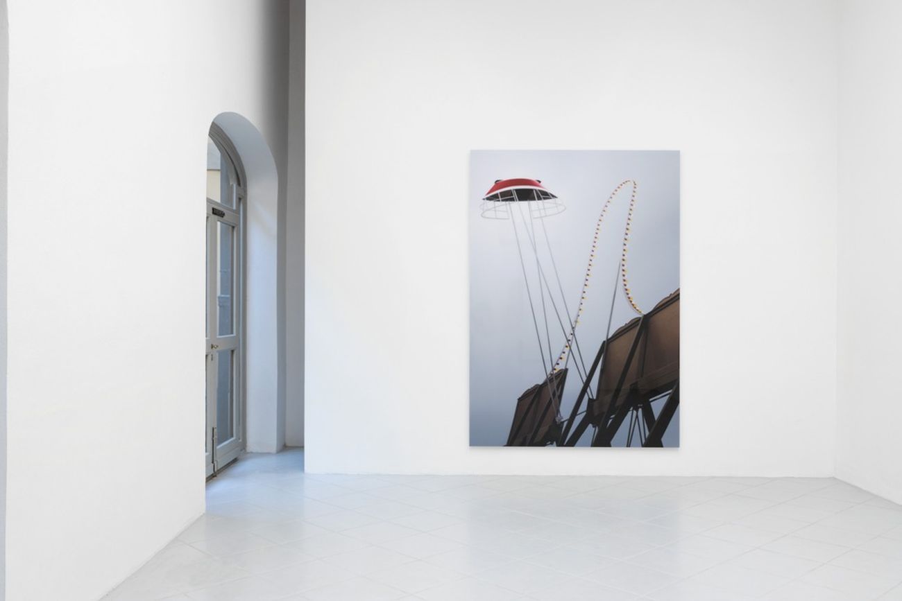 Thomas Demand. Installation view at Galleria Gentili, Firenze 2018. Photo © groomingphoto