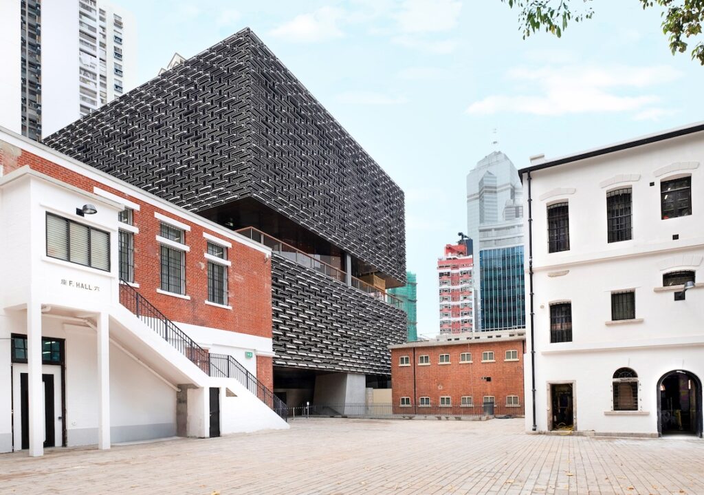 Da ex caserma a centro dedicato alla cultura contemporanea: a Hong Kong inaugura Tai Kwun