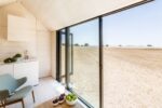 Casa trasportabile ÁPH80, progetto architettonico Ábaton – Interior design Ábaton e BATAVIA. Photo Juan Baraja
