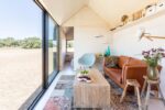 Casa trasportabile ÁPH80, progetto architettonico Ábaton – Interior design Ábaton e BATAVIA. Photo Juan Baraja
