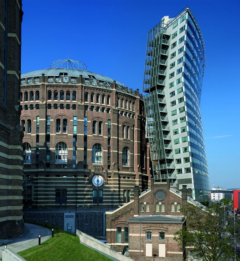 Coop Himmelb(l)au, Apartment Building Gasometer B, Vienna. Photo © Duccio Malagamba