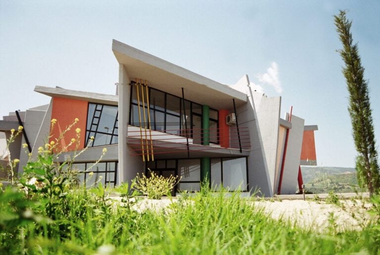 Marcello Guido, Social Centre for Albanian linguistic minorities, 1990-93, San Giorgio Albanese